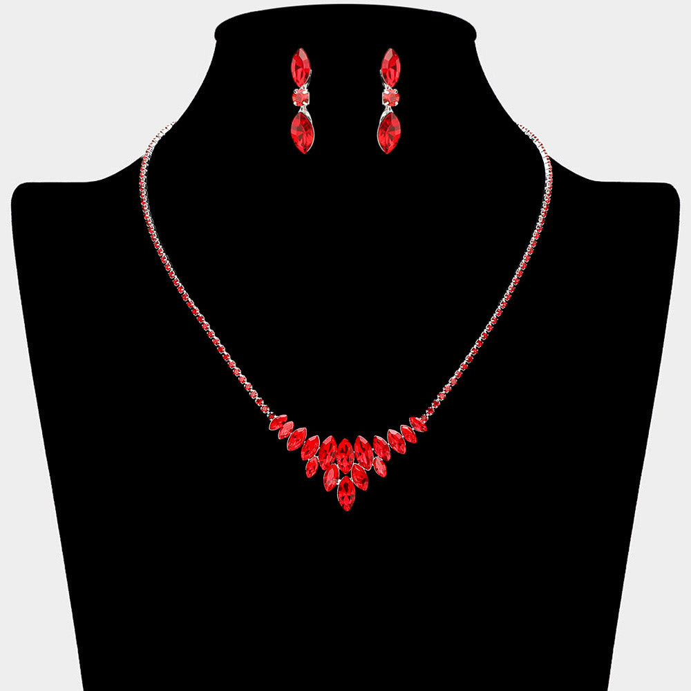 Red Crystal Cluster Statement Necklace with matching earrings – Sparkling Rhinestone Embellished Jewelry. Shown here on a black mannequin bust. 