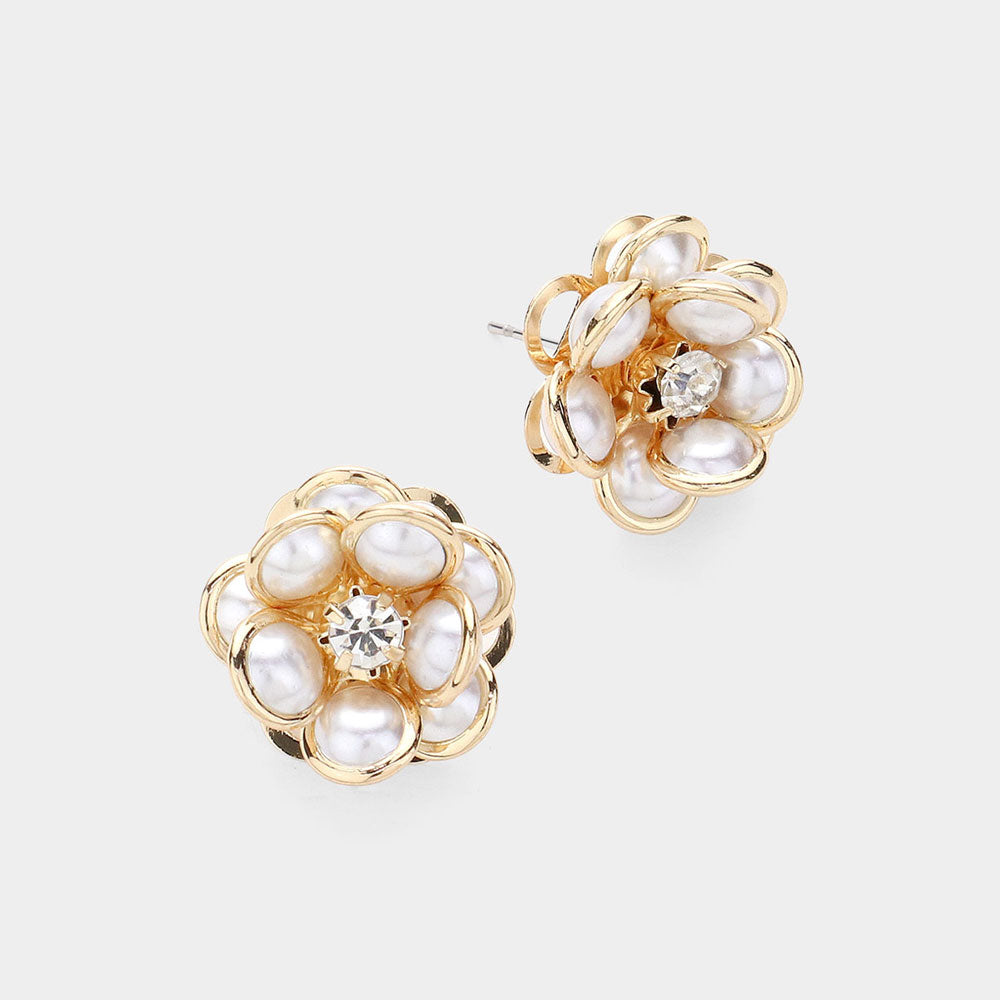 Small Cream Pearl Flower Stud Bridal Earrings on Gold| Wedding Earrings