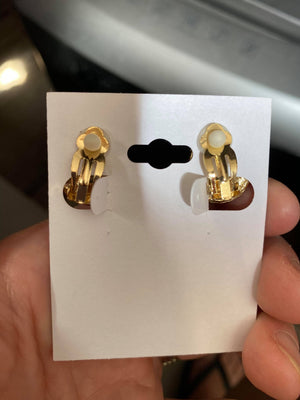 Small Fuchsia Clip-On Stud Earrings | GE0210FUGD