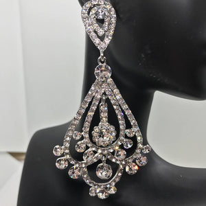 Crystal Chandelier Earrings on Gold | H202-13 | G-Clear
