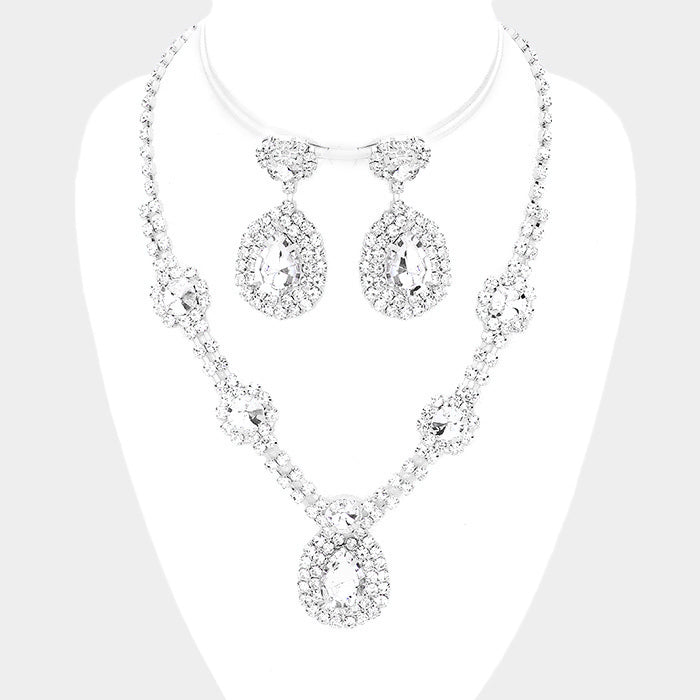 Crystal Fashion Necklace and Earring Set on Silver | 115842