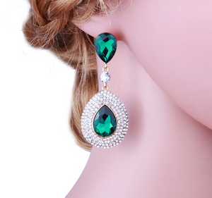 Emerald Drop Earrings on Gold | LMBEMGD