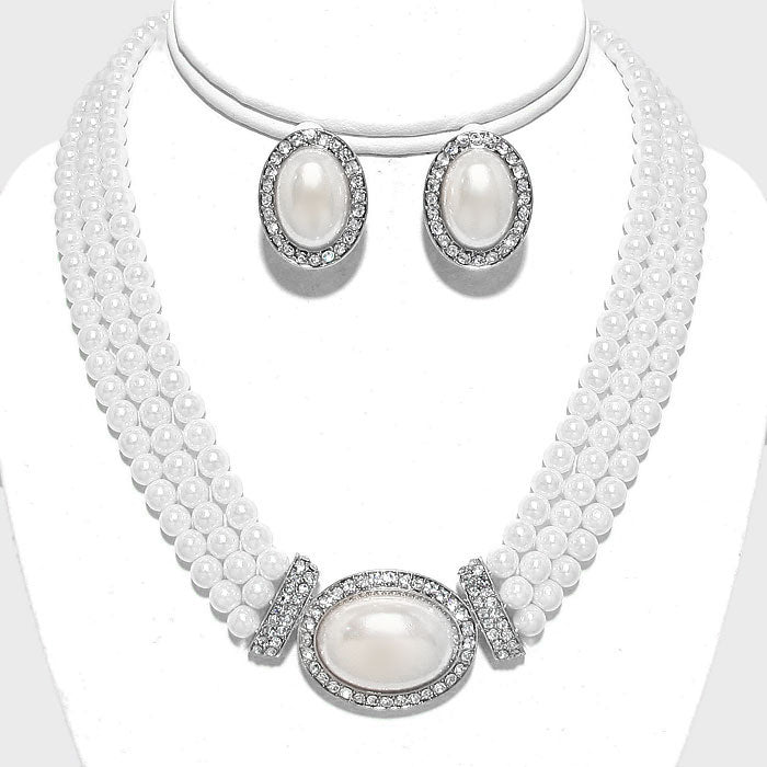 Rhinestone Trimmed White Pearl Necklace Set